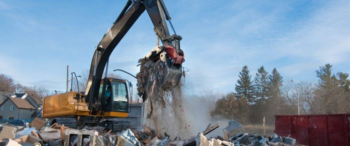 DEMOLITION EXTERIEURE 1140X475 | CEBATI Travaux de démolition et curage de locaux et bâtiments à Strasbourg près de Sélestat Hœnheim 0